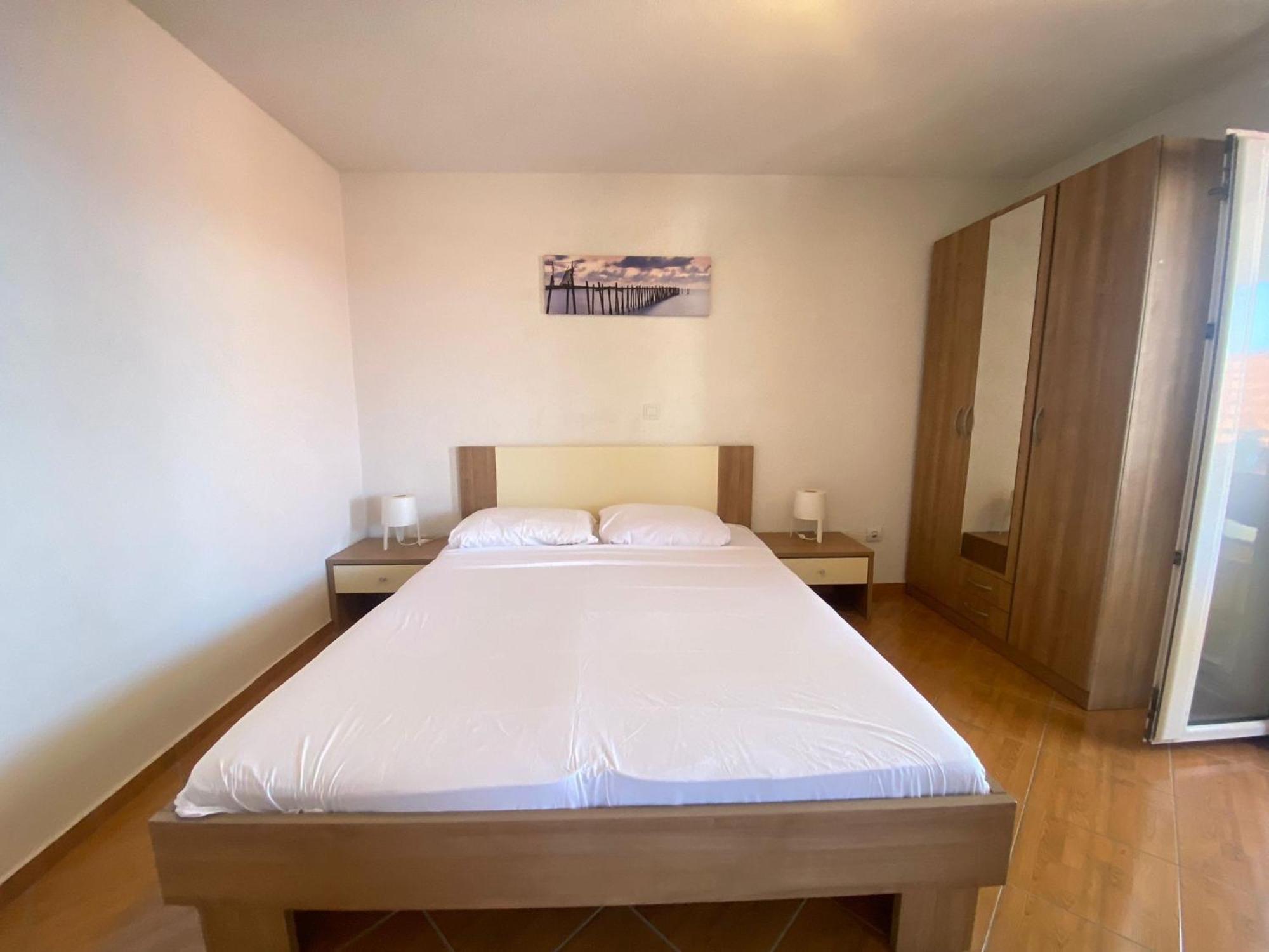 Seaside Secluded Apartments Cove Tvrdni Dolac, Hvar - 12655 Gdinj Ruang foto