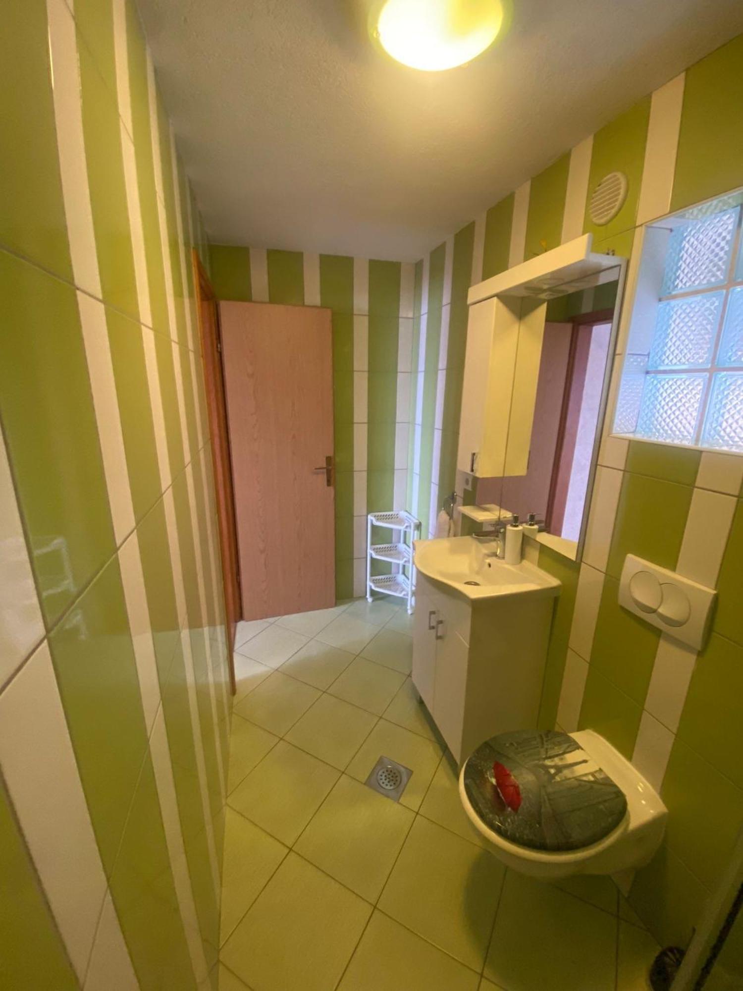 Seaside Secluded Apartments Cove Tvrdni Dolac, Hvar - 12655 Gdinj Ruang foto