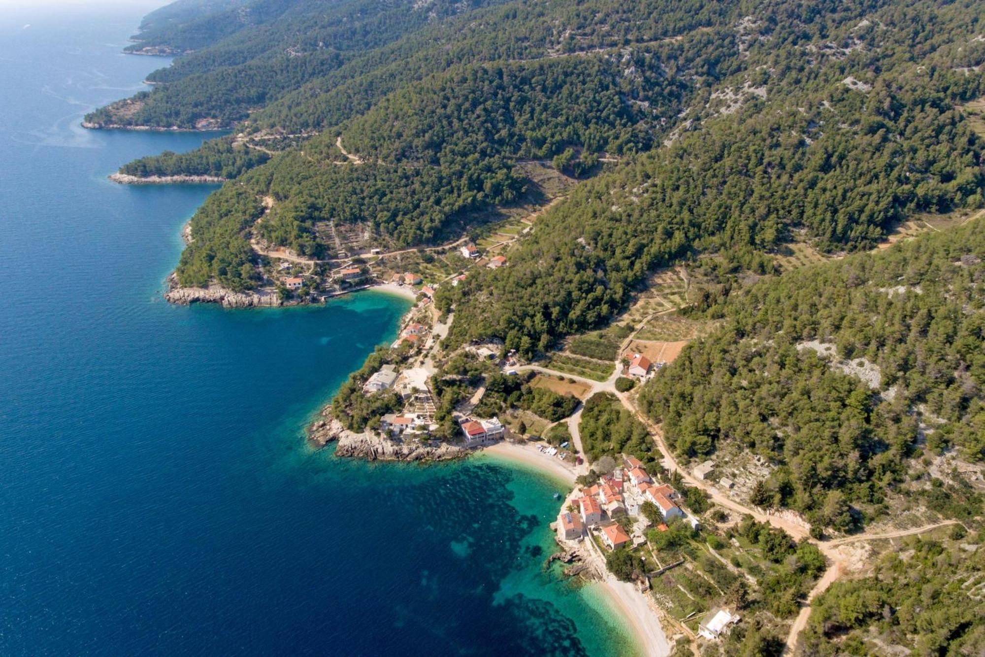 Seaside Secluded Apartments Cove Tvrdni Dolac, Hvar - 12655 Gdinj Bagian luar foto